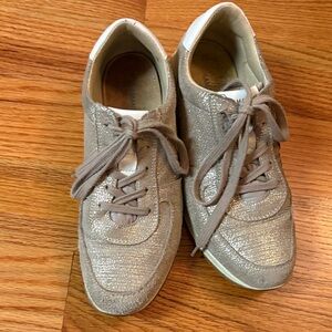 Women's Glitter Sneakers - Salamander